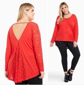Nwot Torrid red lace top size 3